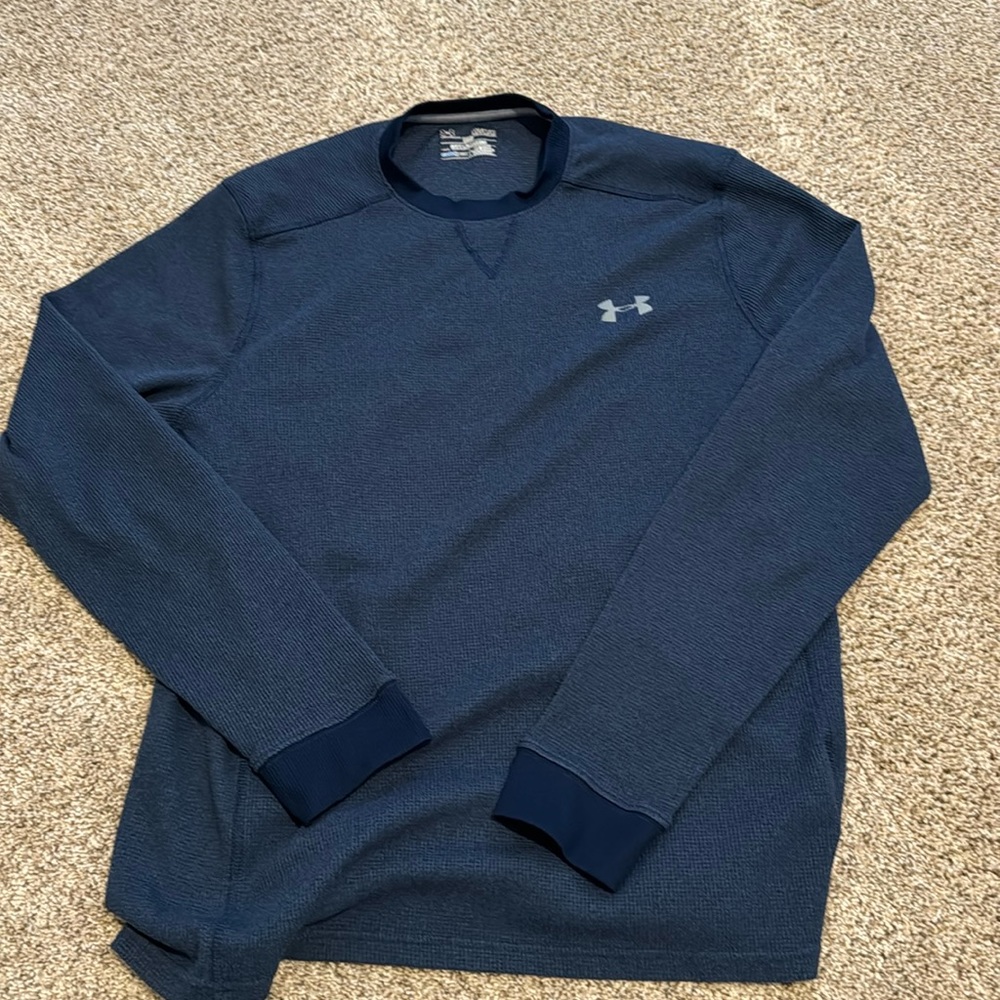 Under Armour long sleeve shirt